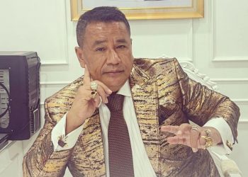 Hotman Paris Janji Bantu Pendidikan Anak Korban Dugaan Pengeroyokan di Bali