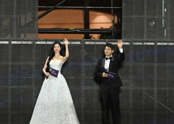 Jun Hyun-moo dan Seohyun Kembali Jadi MC The Fact Music Awards 2026