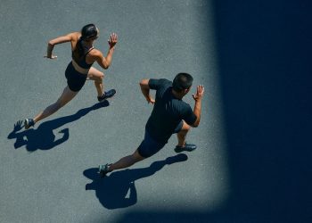 Studi Ungkap Wanita Tak Perlu Latihan Beban Berbeda karena Hormon