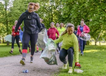 Plogging Jadi Tren, Jogging Sambil Pungut Sampah Punya Banyak Manfaat