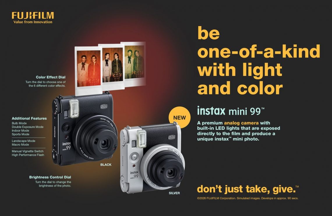 FUJIFILM Indonesia menghadirkan instax mini 99 Matte Silver dengan fitur fotografi analog kreatif. Kamera ini dijual mulai Rp3.599.000.
