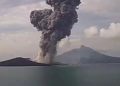 Gunung Anak Krakatau Naik ke Level III, Badan Geologi Imbau Jauhi Radius 5 Kilometer