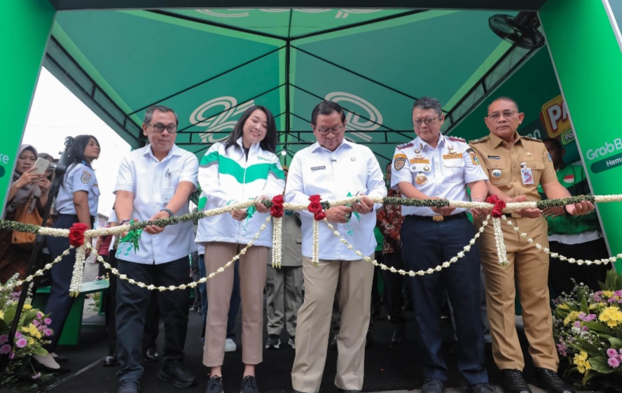 Pramono Resmikan Shelter Ojol di Thamrin, Siap Diperluas ke Sejumlah Titik