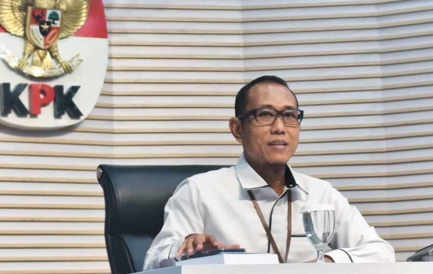KPK Dalami Asal Usul 12.000 Dolar Singapura dalam Kasus Amplop Raja Juli
