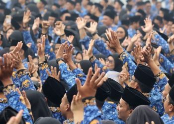 Ketua Komisi II Kritik Pola Kerja Oknum ASN: Absen, Ngopi, Sore Absen Lagi