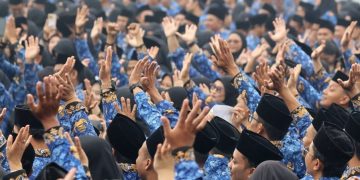 Ketua Komisi II Kritik Pola Kerja Oknum ASN: Absen, Ngopi, Sore Absen Lagi