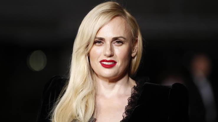 Rebel Wilson Resmi Bebas dari Kasus Pencemaran Nama Baik