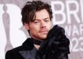 Harry Styles Mendadak Batal Tampil di Brasil akibat Kondisi Kesehatan