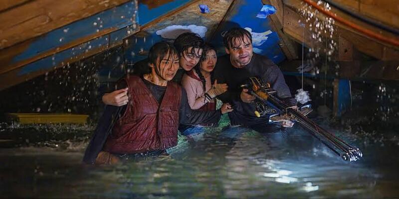 Penjelasan Ending The Last House, Misteri Rumah Terakhir Terungkap
