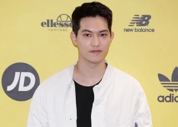 Mantan Member CNBLUE Lee Jonghyun Kembali ke Instagram setelah 8 Tahun