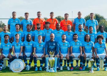 Neville: Man City dan Liverpool Tak Lagi Seperti Era Kejayaan Mereka