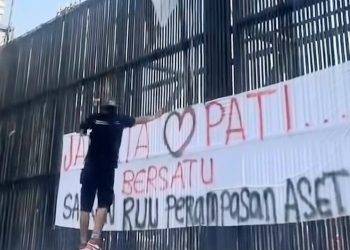 Rekening Donasi Ditunda, Warga Pati Tetap Bertahan