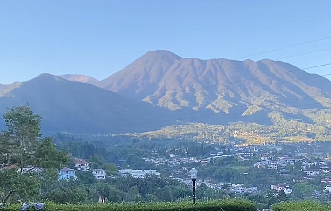 Kenapa Puncak Bogor Makin Dingin Saat Kemarau?