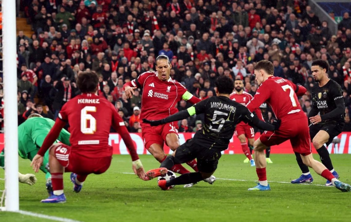 Andoni Iraola menilai masalah pertahanan Liverpool bukan semata soal gelandang bertahan dan bisa diperbaiki melalui koordinasi seluruh tim.