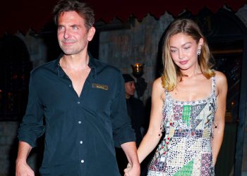 Gigi Hadid dan Bradley Cooper Dikabarkan Menikah usai Kepergok Pakai Cincin Couple