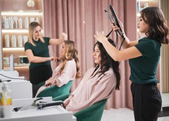 Mau Potong Rambut? Kenali Dulu Bentuk Wajah dan Proporsinya