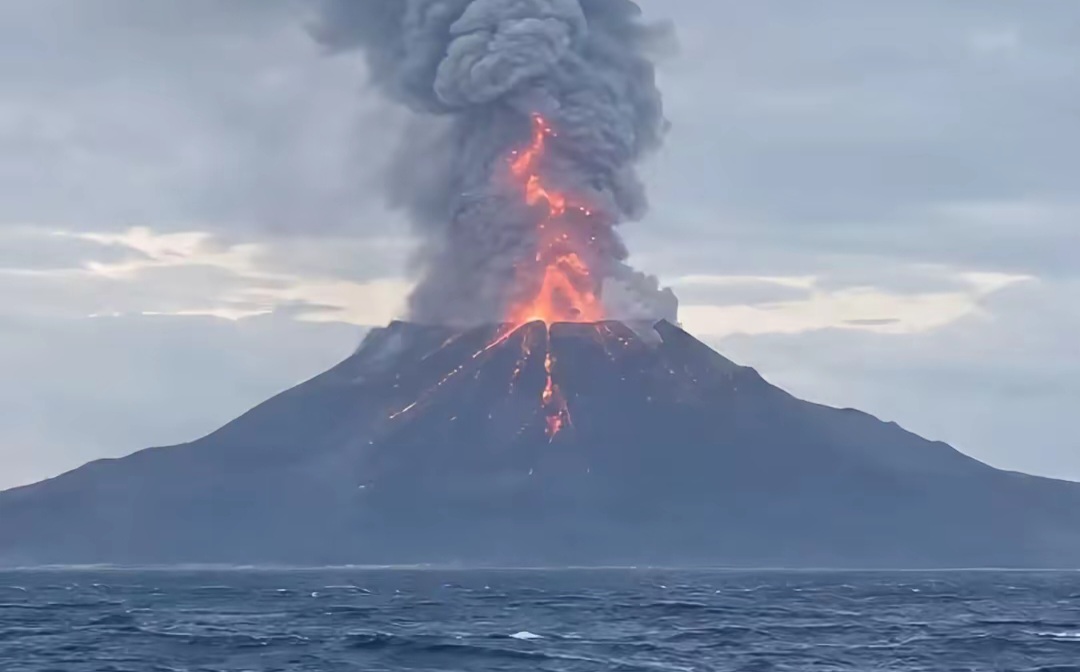Empat Gunung Api Erupsi Bersamaan, Ahli Ungkap Penyebabnya