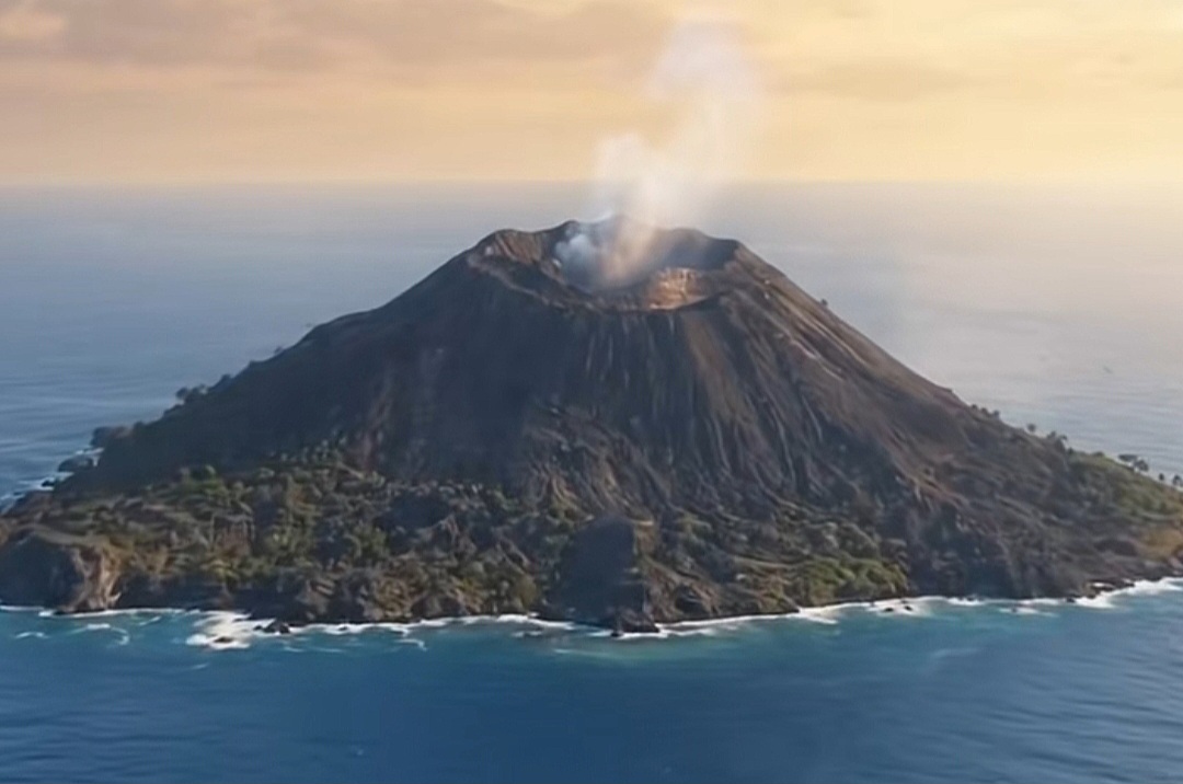 Bagaimana Gunung Anak Krakatau Bisa Tumbuh di Tengah Laut?