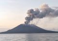 Anak Krakatau Tak Lagi Siaga, Status Kini Jadi Waspada