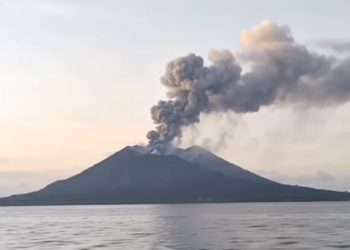 Anak Krakatau Tak Lagi Siaga, Status Kini Jadi Waspada
