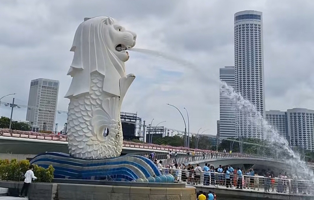 Naik Bus di Singapura Tak Boleh Sembarangan, Dendanya Fantastis?
