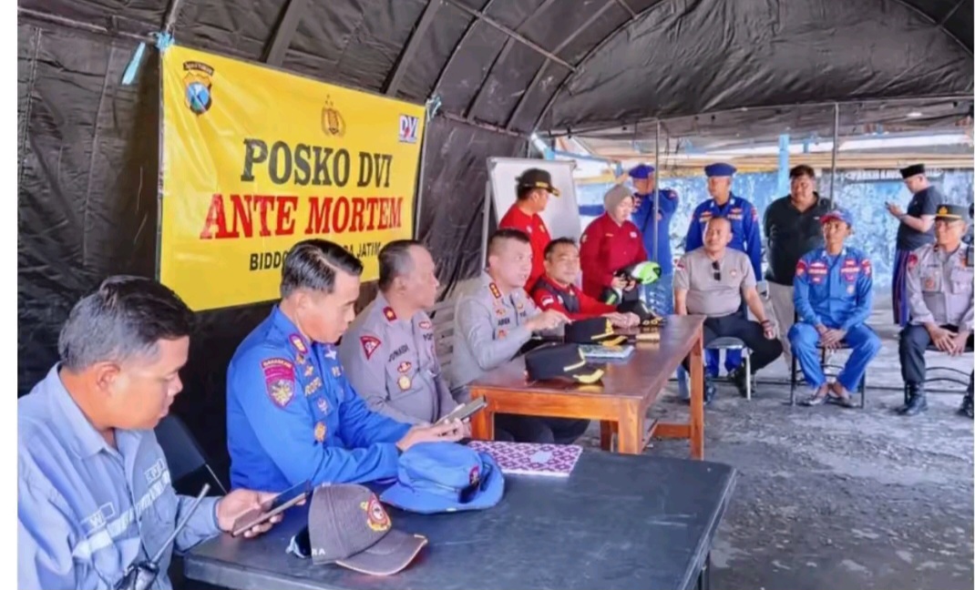 Tim DVI Identifikasi 20 Korban Tewas KM Virgo 8