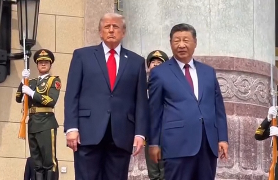 Trump Disebut Tawarkan Senjata AS kepada Xi Jinping