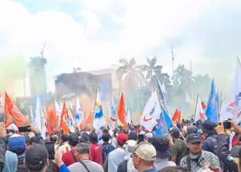 DPR Belum Pastikan 11 Tuntutan, Buruh Siap Aksi Lagi