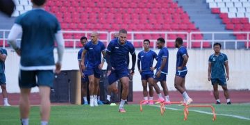 Java United FC menerima sanksi pengurangan dua poin di Super League 2026/2027 akibat perubahan home base setelah proses lisensi klub.