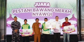 Program Pestani Bawang Merah Nyawiji Petrokimia Gresik mendorong produktivitas bawang merah Nganjuk hingga 20 ton per hektare atau naik 12 persen.