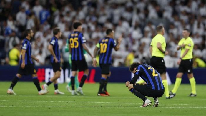 Inter Milan kalah 1-2 dari Real Madrid di Liga Champions setelah dua kesalahan lini belakang berujung gol cepat tuan rumah.