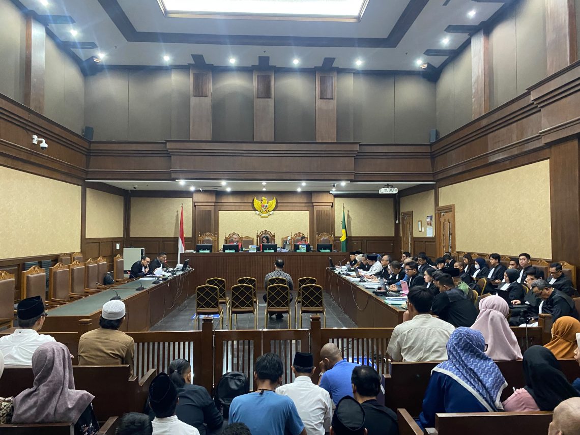 Gus Yaqut Bantah Perintahkan Pengumpulan Fee Haji