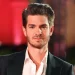 Andrew Garfield Kenang Robert Redford yang Telat 4 Jam