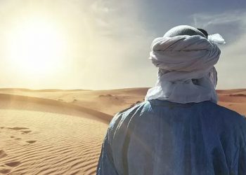 Kisah Mus’ab bin Umair, sahabat Nabi yang meninggalkan kemewahan demi iman, menyebarkan Islam di Madinah, dan gugur dalam Perang Uhud.