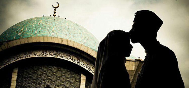 Di Balik Ketegasan Seorang Suami: Ada Kasih Sayang yang Dicontohkan Nabi ﷺ