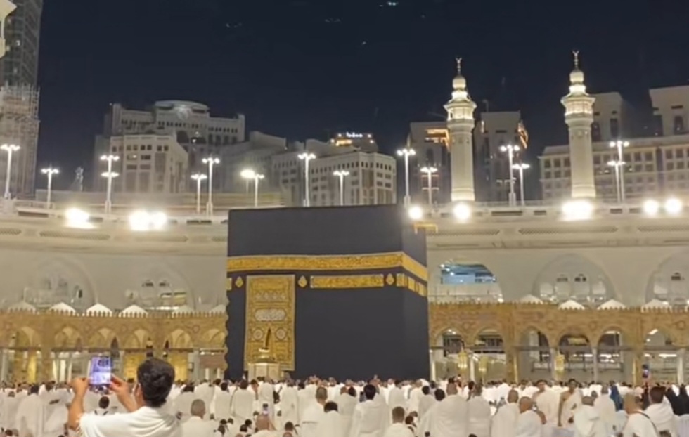 Jemaah Umrah Indonesia Tak Diminta Menunda Perjalanan, Ini Penjelasan Kemenhaj