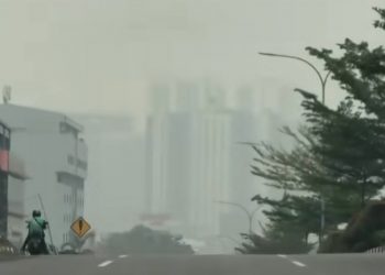 Singapura Tak Terlihat dari Batam, Kabut Asap Karhutla Kian Pekat