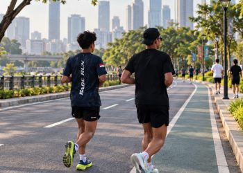 Ingin Turun Berat Badan? Jalan Santai atau Jalan Cepat Lebih Efektif?