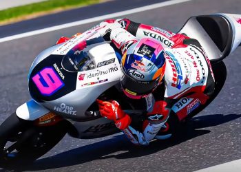 Bikin Bangga! Veda Ega Start Terdepan di Moto3 Australia 2026