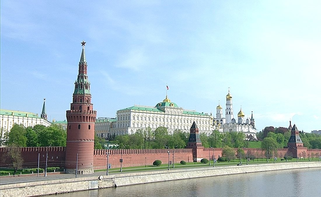 Kremlin memperingatkan rencana pangkalan NATO dan perubahan aturan senjata nuklir di Lithuania dapat meningkatkan ketegangan di Eropa.