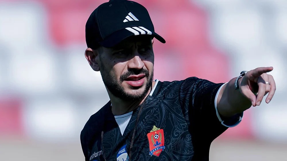 Persijap Jepara mengakhiri kerja sama dengan Mario Lemos setelah empat kekalahan beruntun dan menunjuk Antonio Claudio sebagai caretaker.