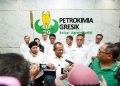 Petrokimia Gresik mengembangkan teknologi CCU untuk menangkap CO₂ dan mengolahnya menjadi soda ash, dengan efisiensi penangkapan hingga 97,79%.