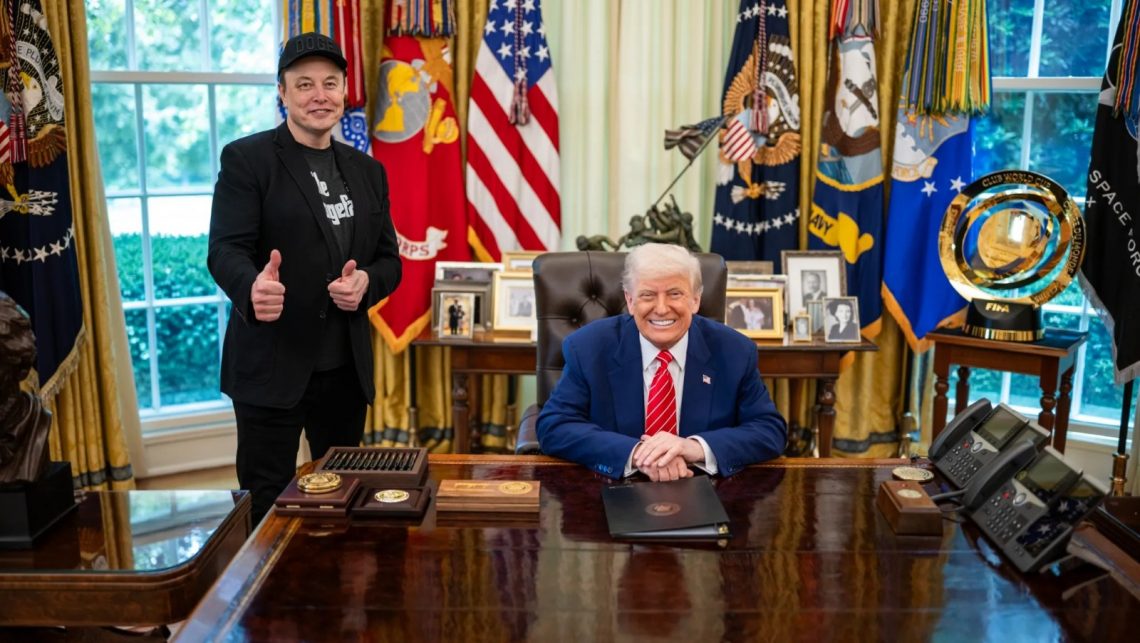 Elon Musk berencana membagikan masing-masing satu saham SpaceX kepada setiap anak di Amerika Serikat pada 2027, dengan nilai total diproyeksikan mencapai Rp157 triliun.