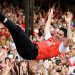 Mikel Arteta mengkritik penerapan aturan area teknis di Premier League setelah mendapat kartu kuning kedua musim ini saat Arsenal menang 2-0 atas Everton.