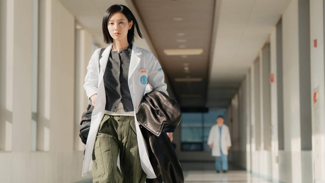 Doctor X Hadirkan Kim Ji Won sebagai Dokter Antikorupsi
