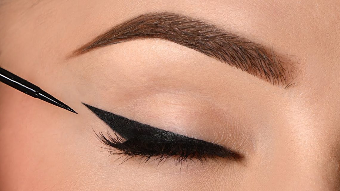 Tak Perlu Takut Gagal, Ini Tips Memakai Eyeliner bagi Pemula