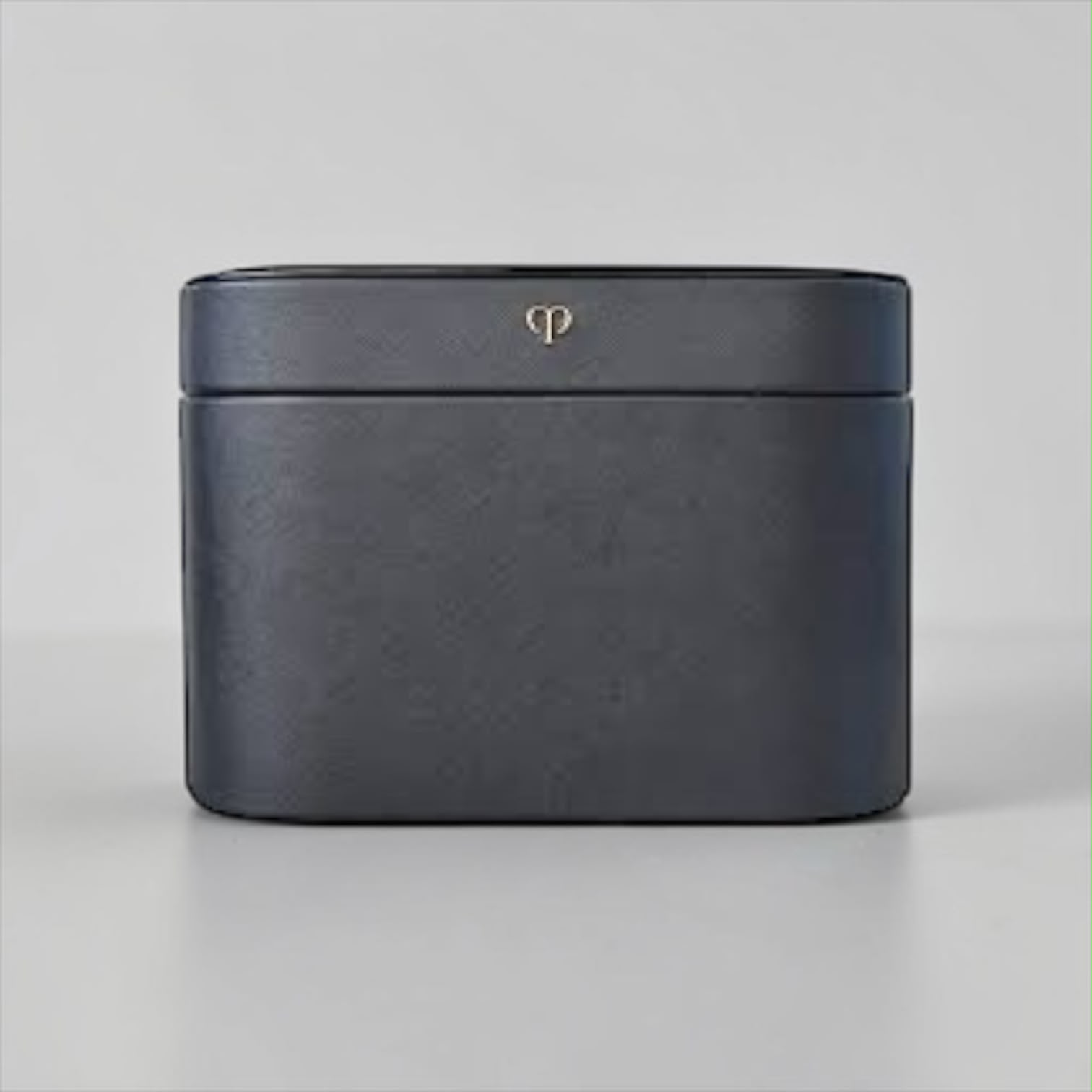 Cle De Peau Makeup Box Black