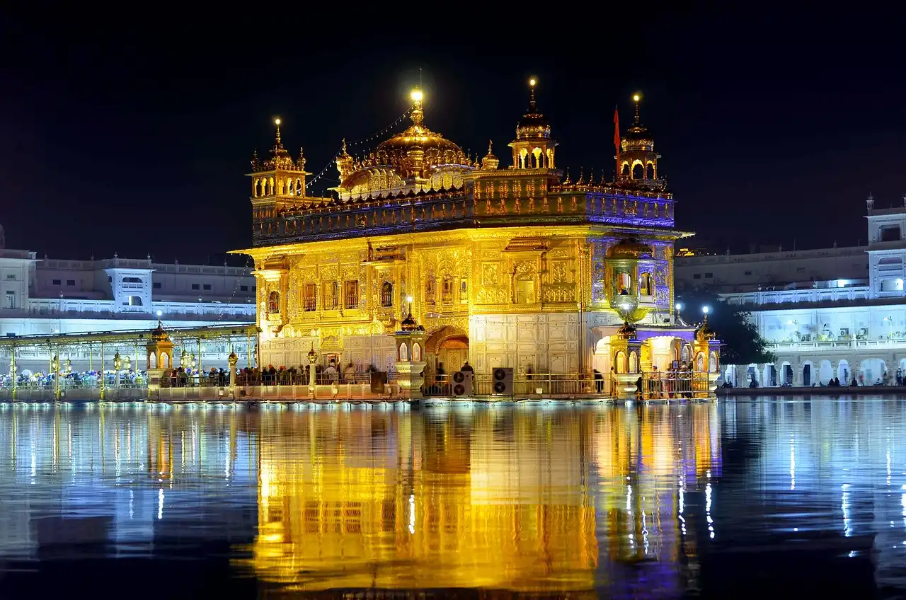 Amritsar’s Golden Heart: An Immersive Journey into Sikh Generosity and Spirit