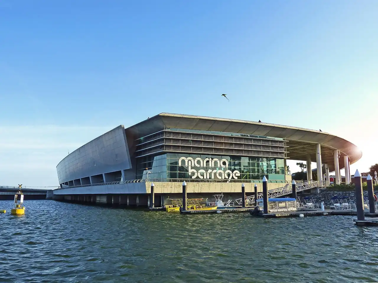 Singapore's Grand Double Act: Unveiling the Magic of Marina Bay Sands and Gardens by the Bay