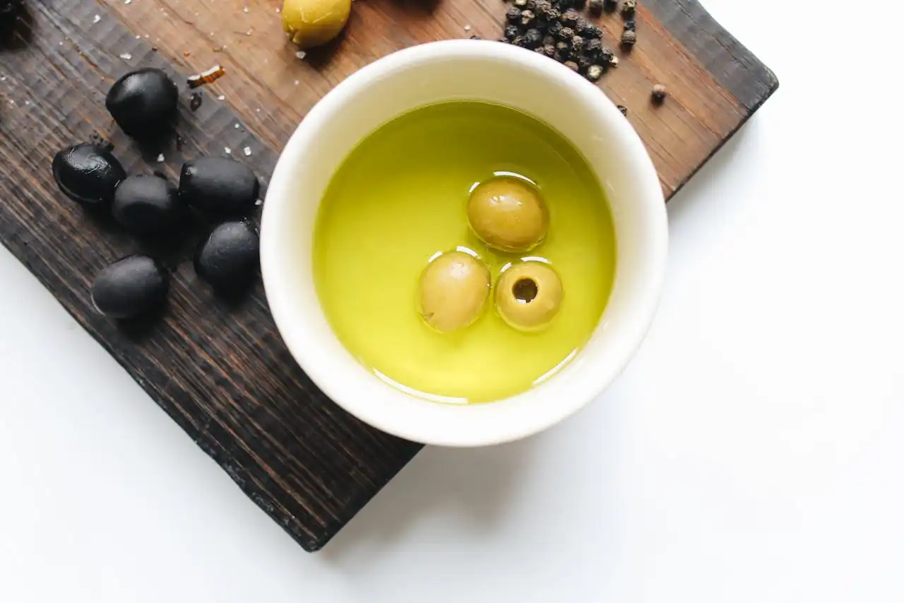 Extra Virgin Olive Oil: Your Kitchen's Liquid Gold